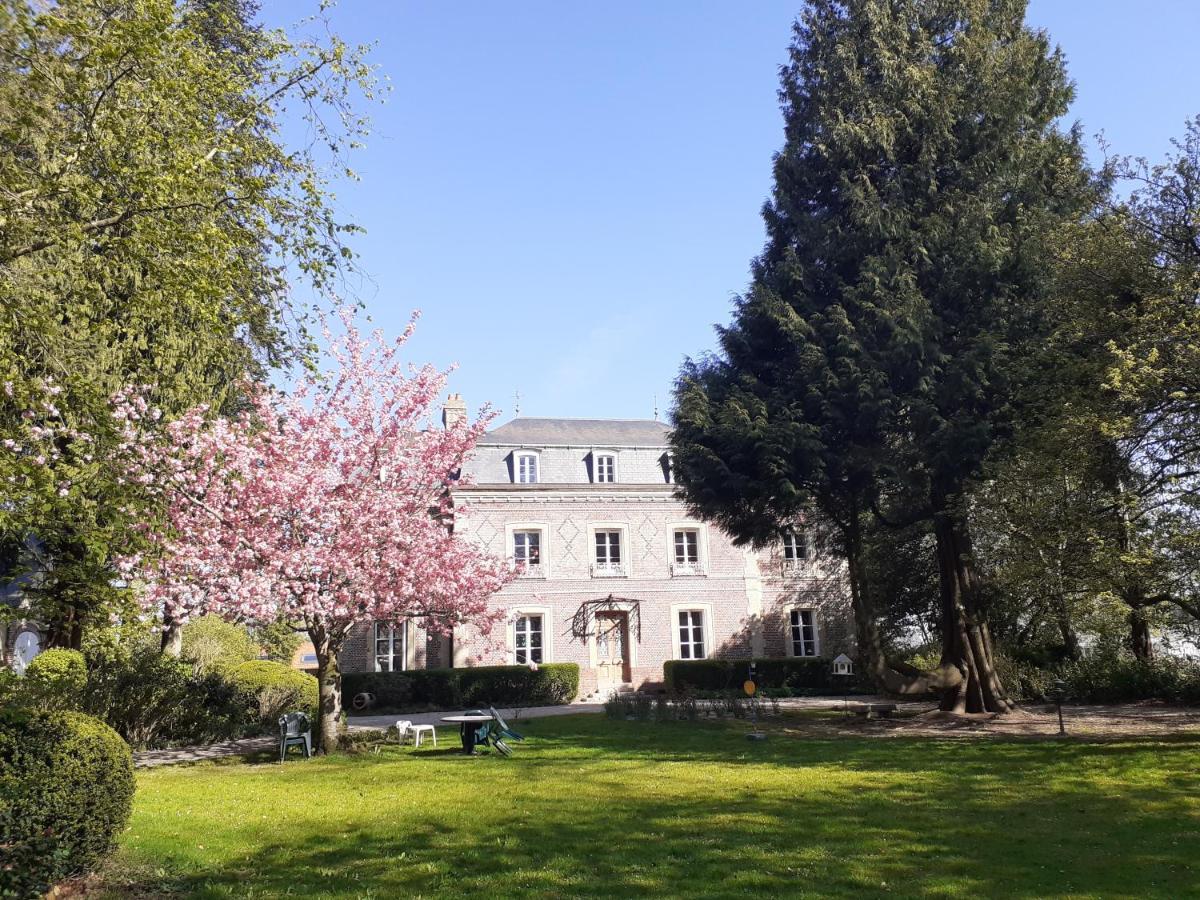 Les Gites Du Chateau De Maltot Saint-Ouen-du-Breuil Esterno foto